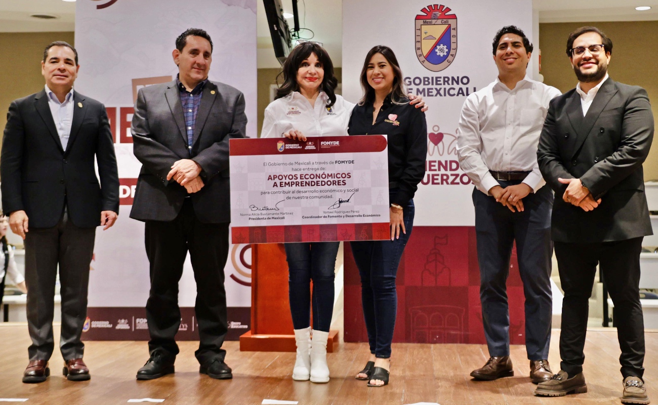 Apoya Norma Bustamante a emprendedores con estímulos de 50 mil pesos