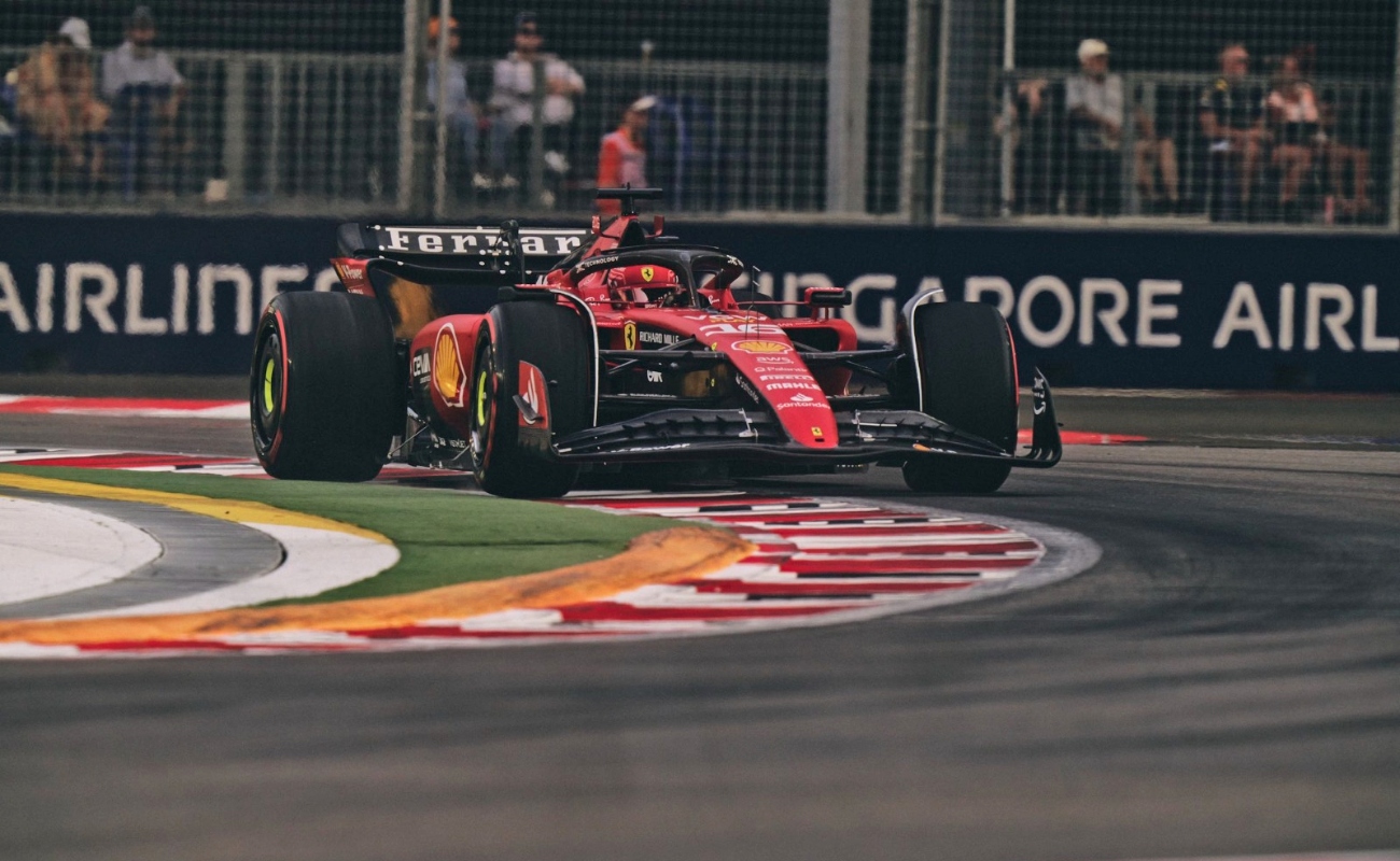 Carlos Sainz conquista la Pole en el GP de Singapur: Ferrari recupera terreno