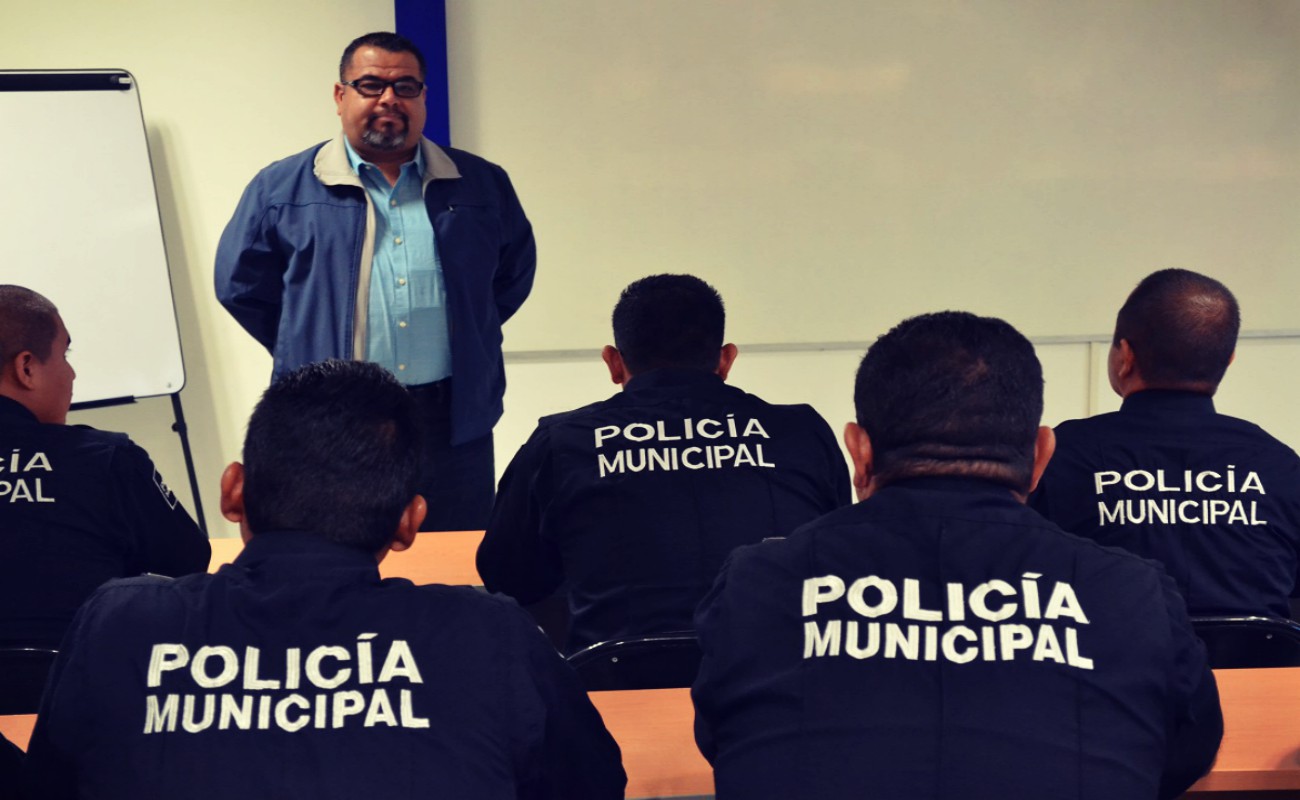 Sale Emilio Camarena de Seguridad Pública en Ensenada