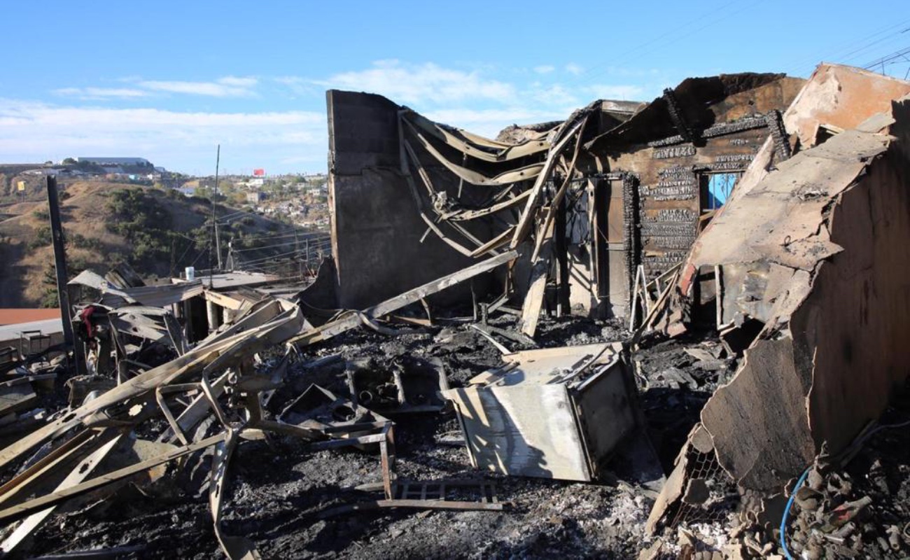 Acercan apoyos a familias que perdieron sus casas por incendio en la colonia Internacional