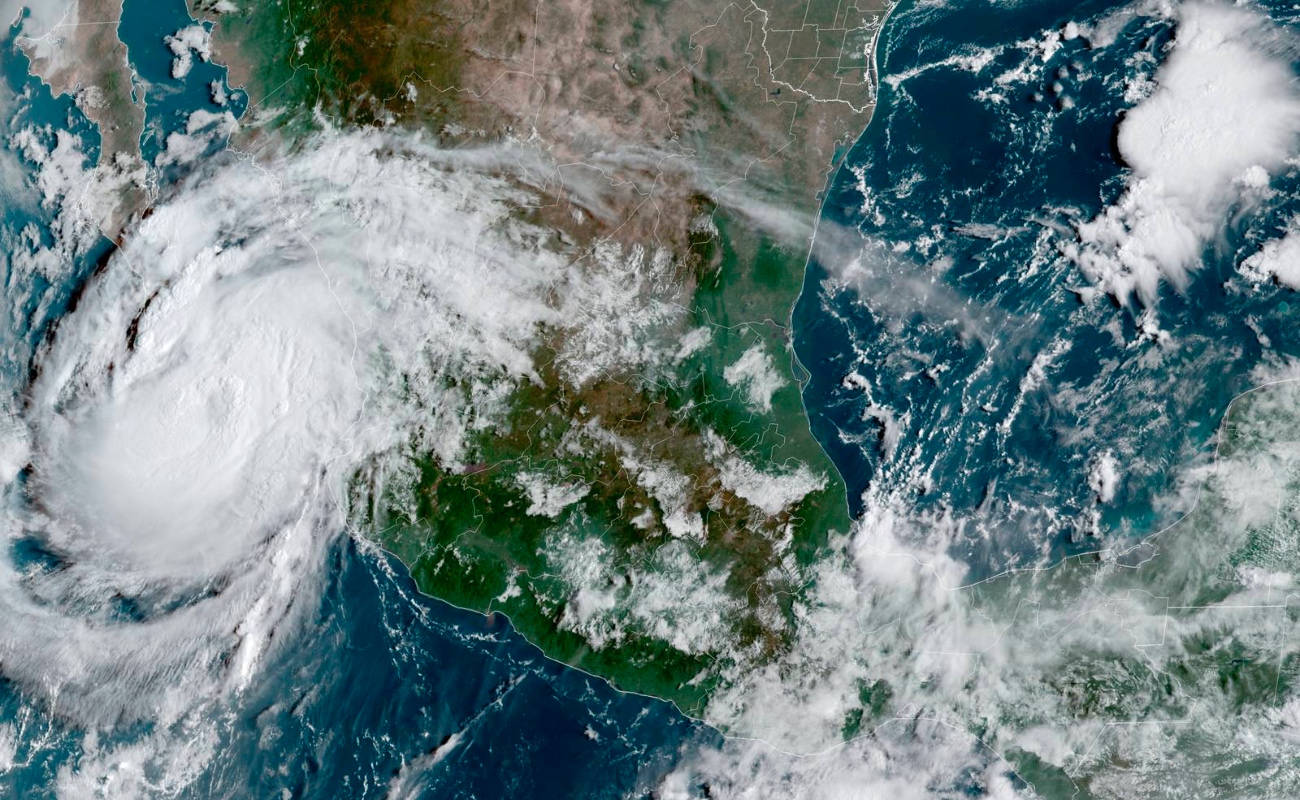 “Olaf” se convierte en huracán categoría 1, se dirige a Los Cabos