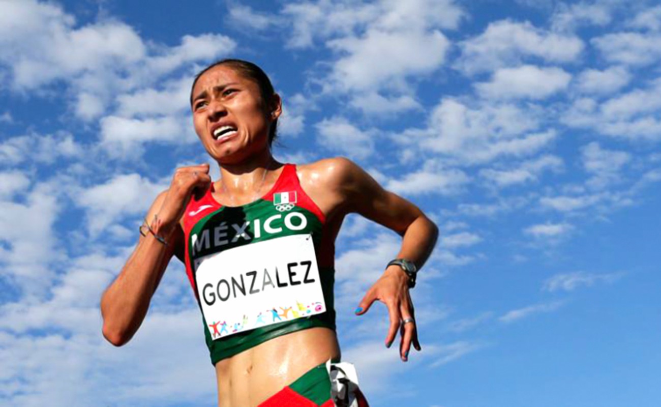 González ganadora de medalla de oro en el mundial de marcha