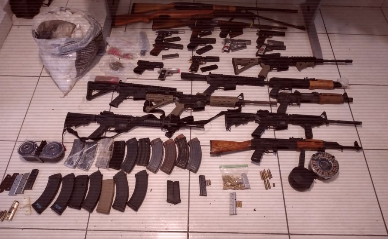 Decomisan arsenal y droga en Mexicali
