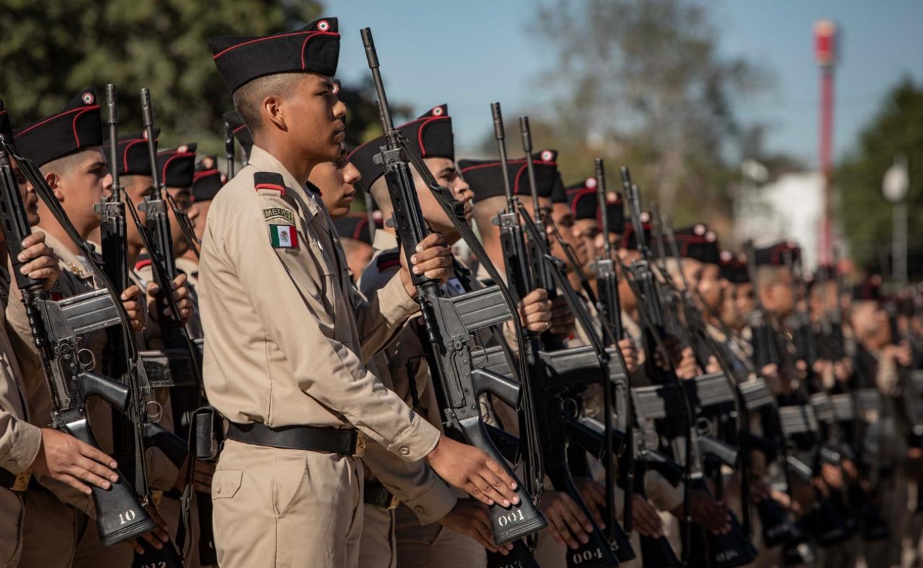 Toman protesta 106 jóvenes del Servicio Militar Nacional en Tijuana