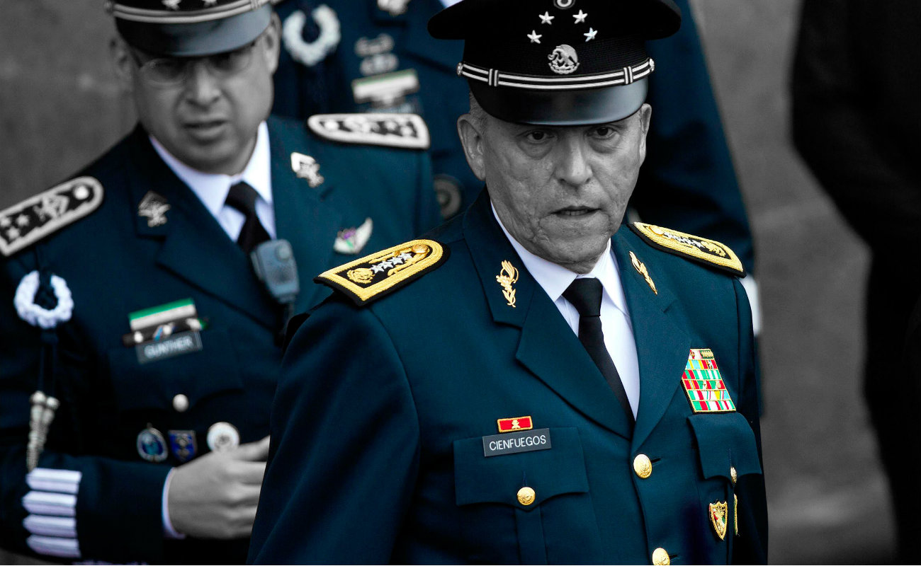 General Cienfuegos, a favor de legalización de amapola