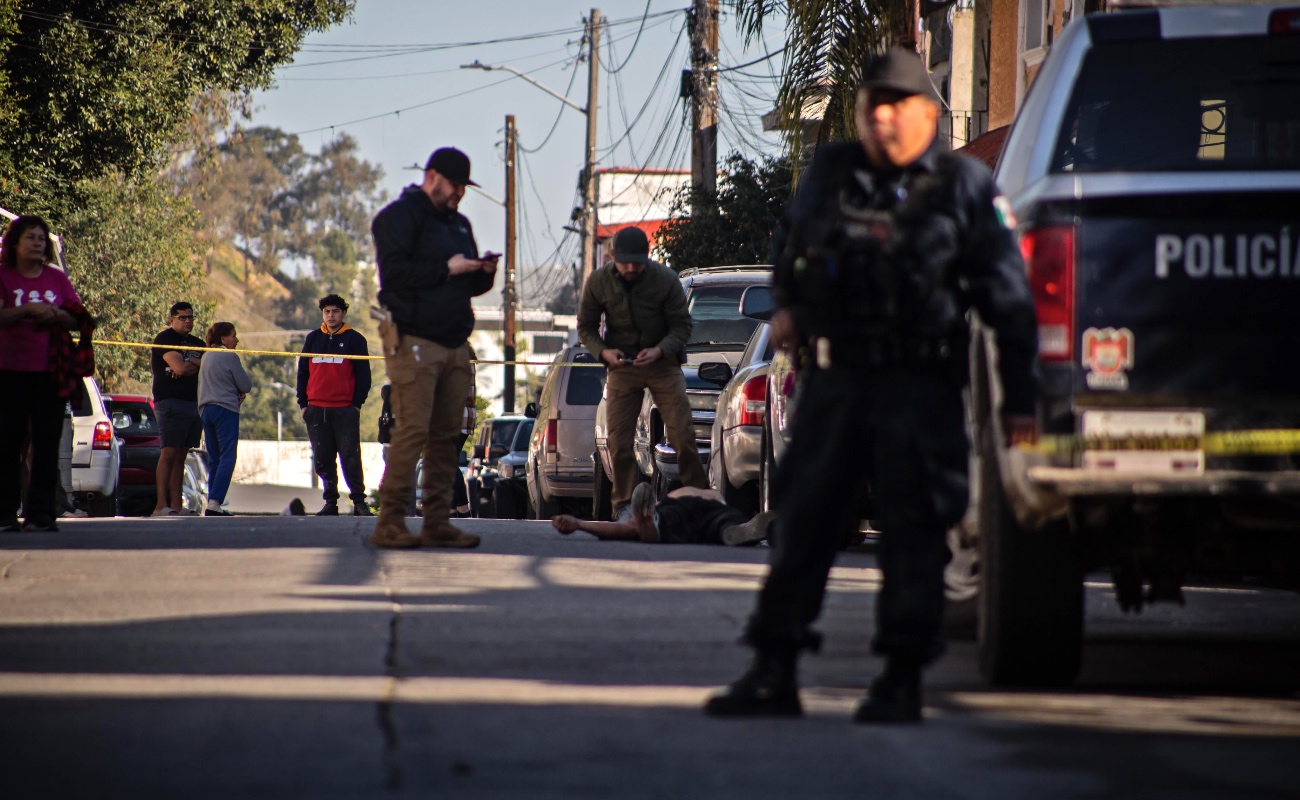 Asesinan a hombre afuera del CBTIS 155 en El Rubí