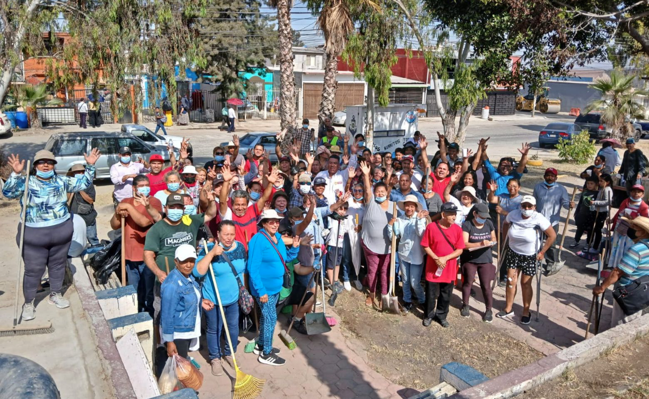 Realizan jornada de limpieza en la Zona Este