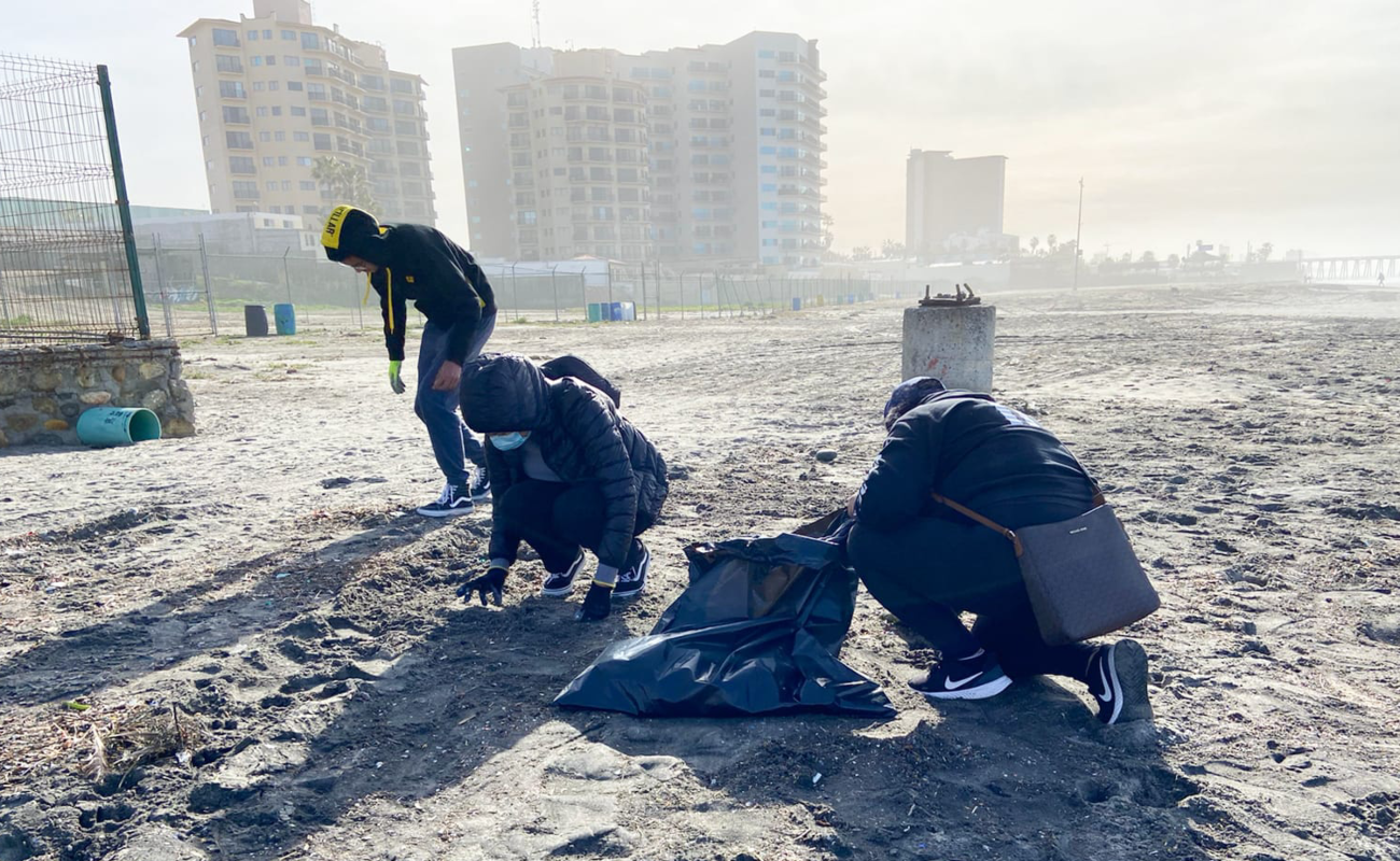 Realiza Inmujer Jornada de Limpieza de Playas con apoyo de jóvenes voluntarios