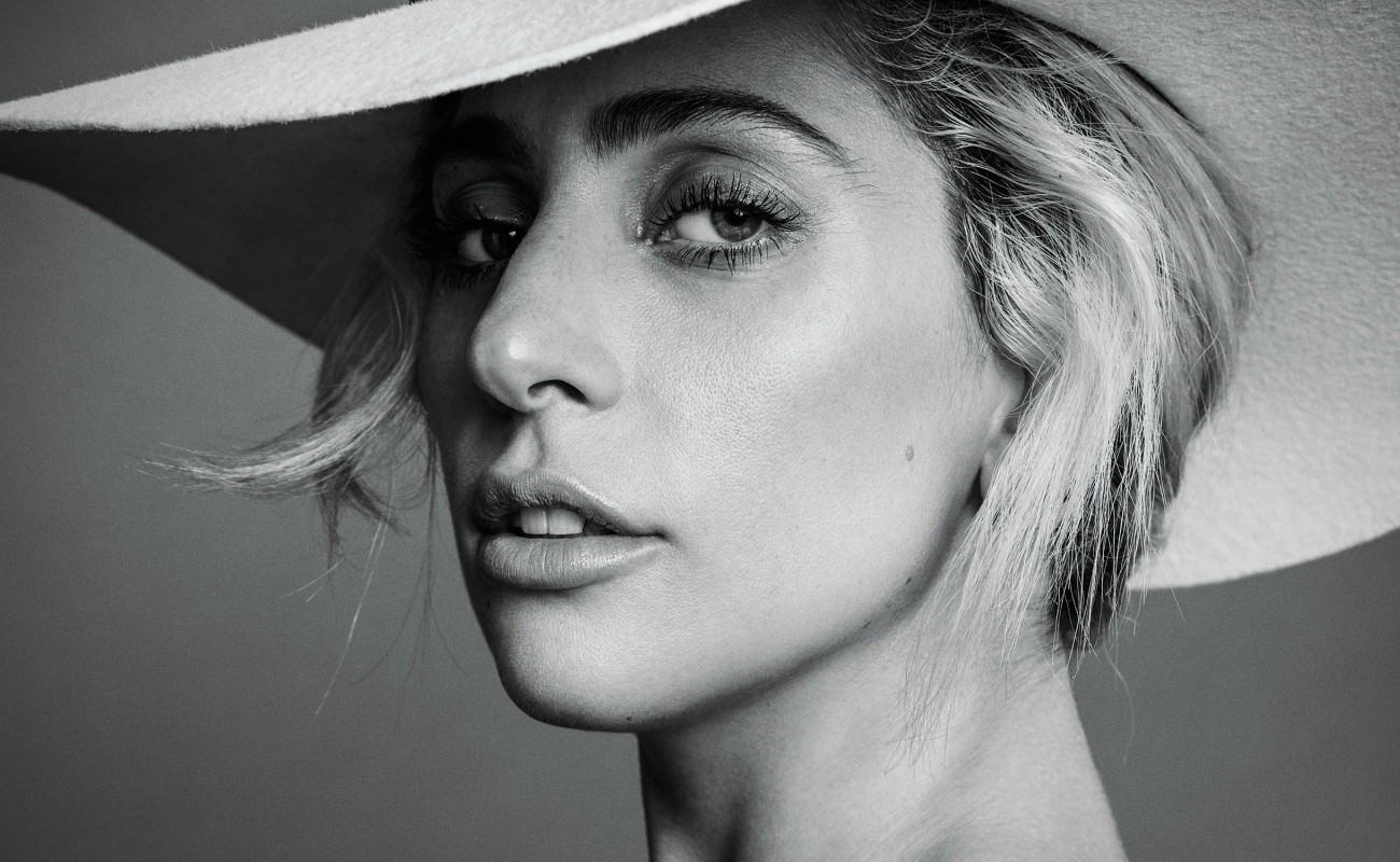 Por "dolor físico severo" Lady Gaga cancela 10 conciertos