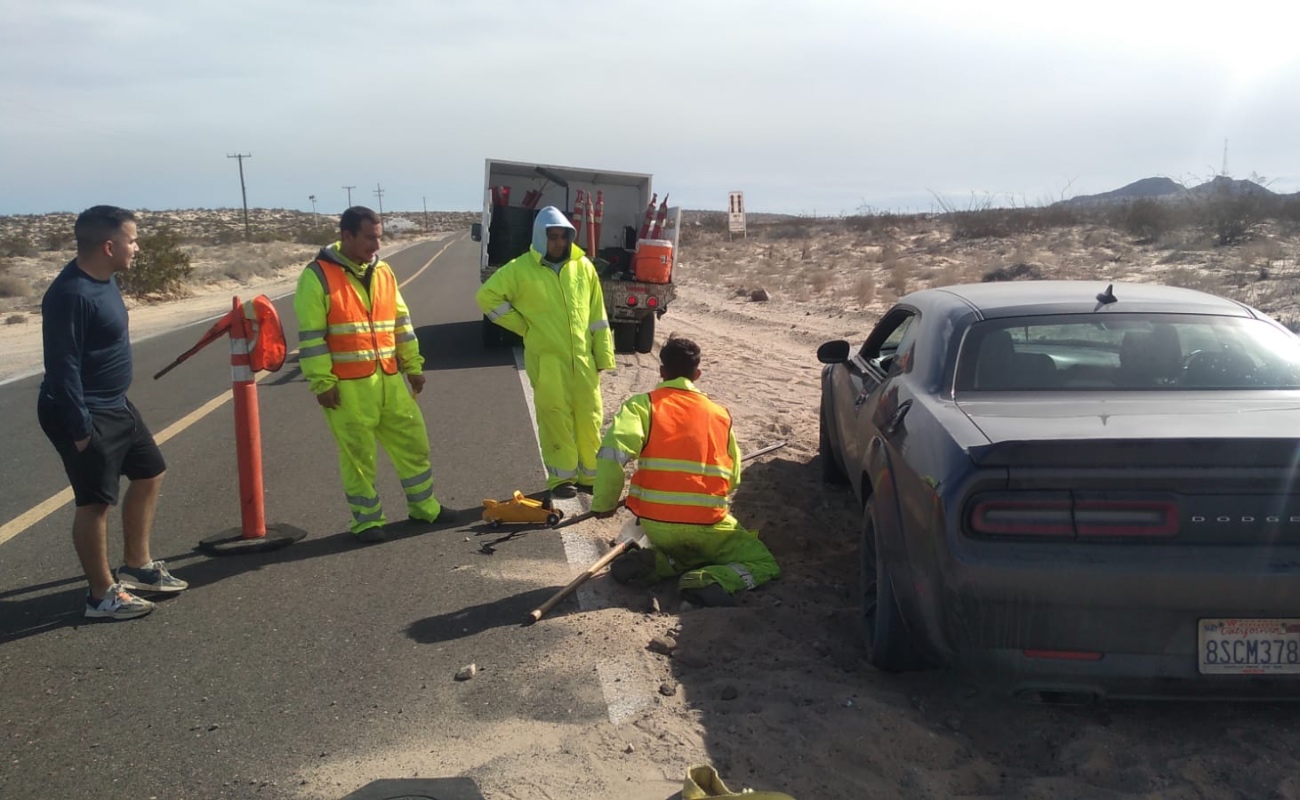 Mantienen operativo vial en carreteras de Baja California