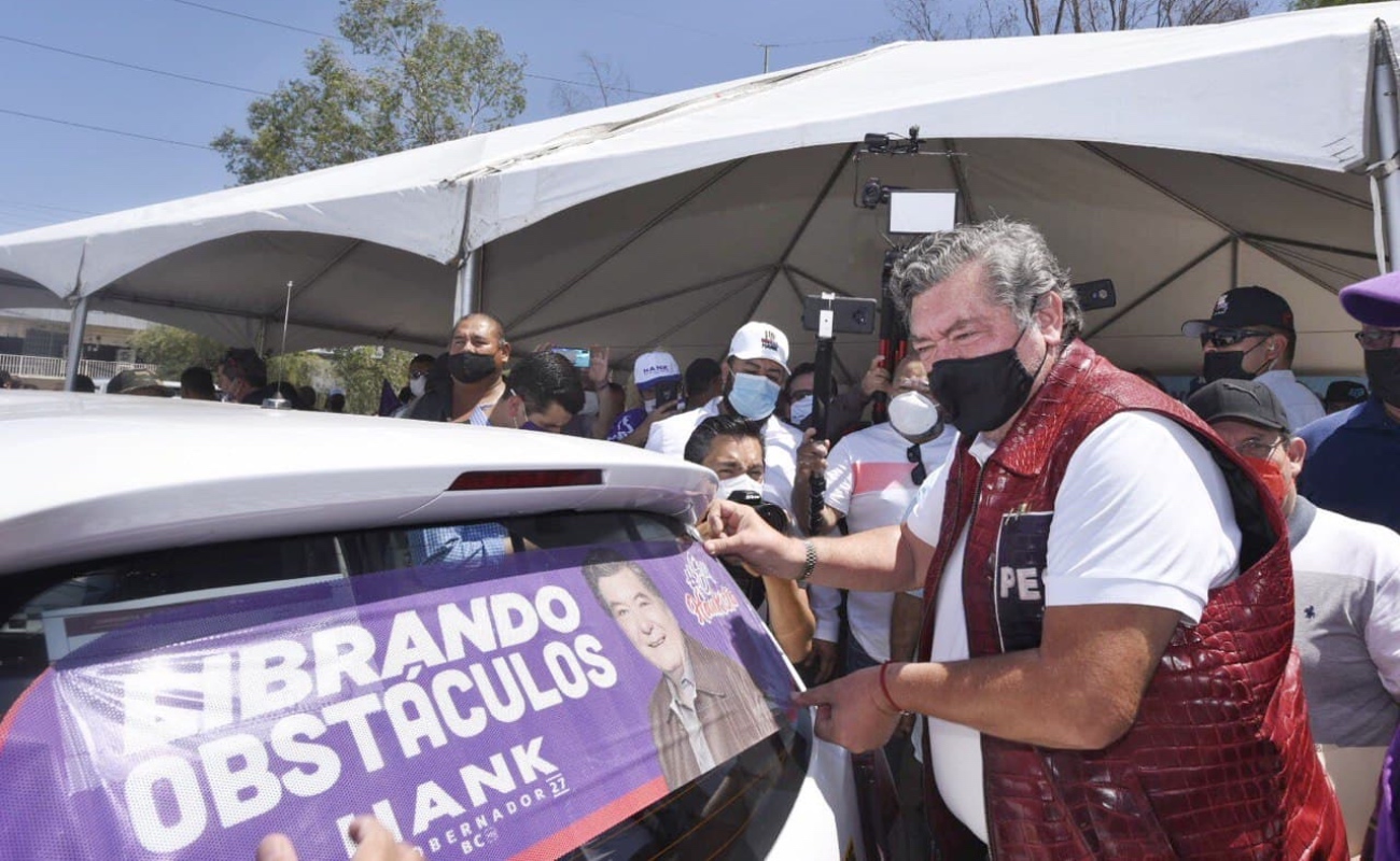 Recibe Jorge Hank respaldo de burócratas federales y taxistas de Mexicali