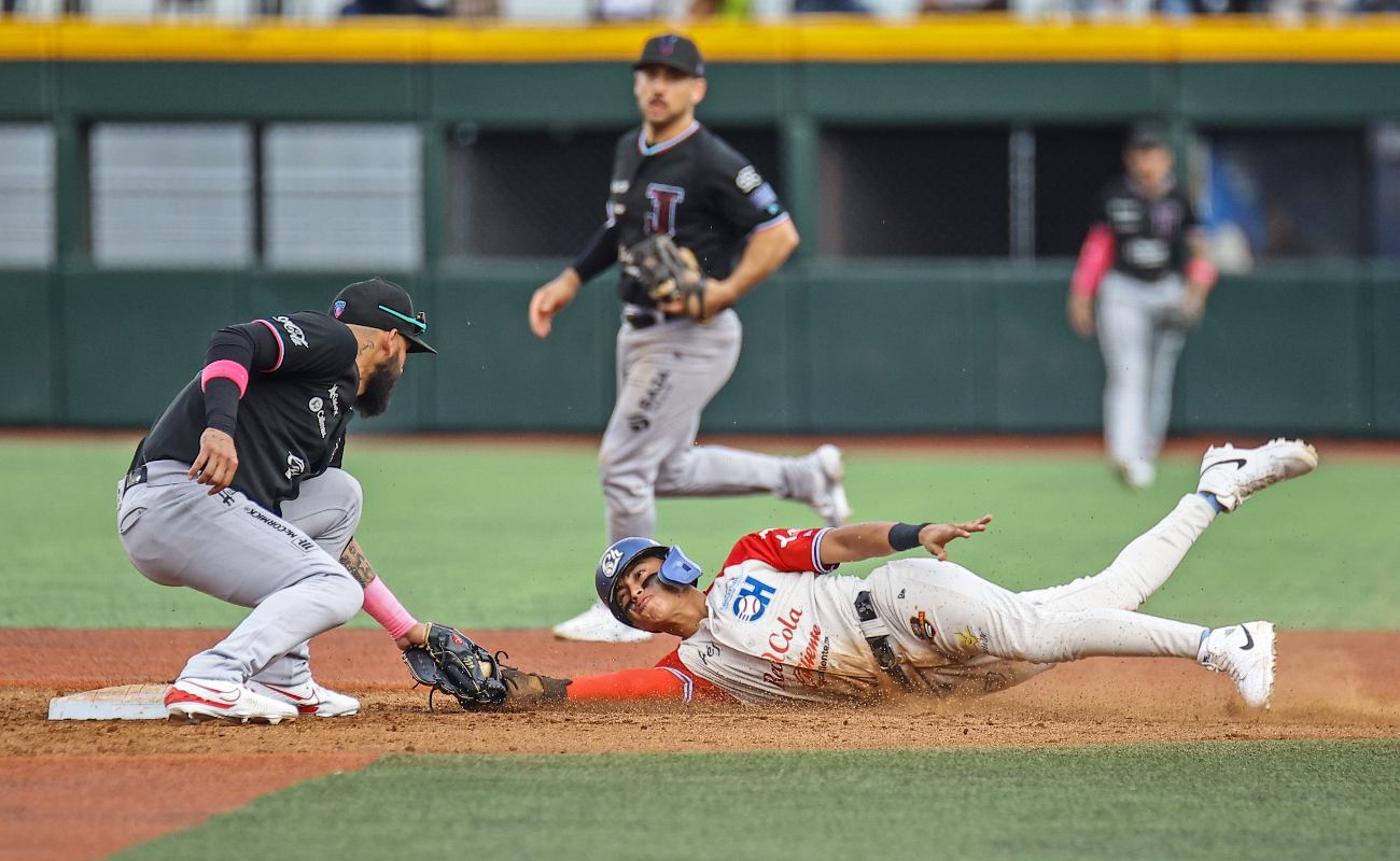 Vence Toros a Charros a base de cuadrangulares