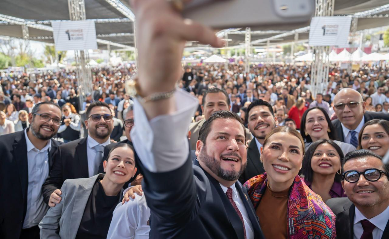 Rinde Ismael Burgueño Ruiz su Primer Informe de Gobierno