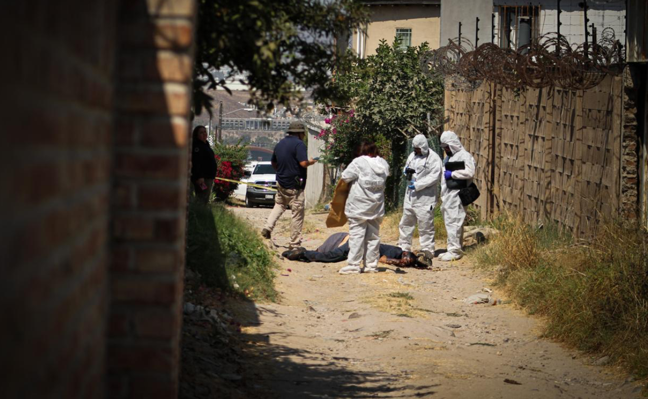 Dos hombres asesinados a balazos en un callejón de Villas de Sánchez Taboada