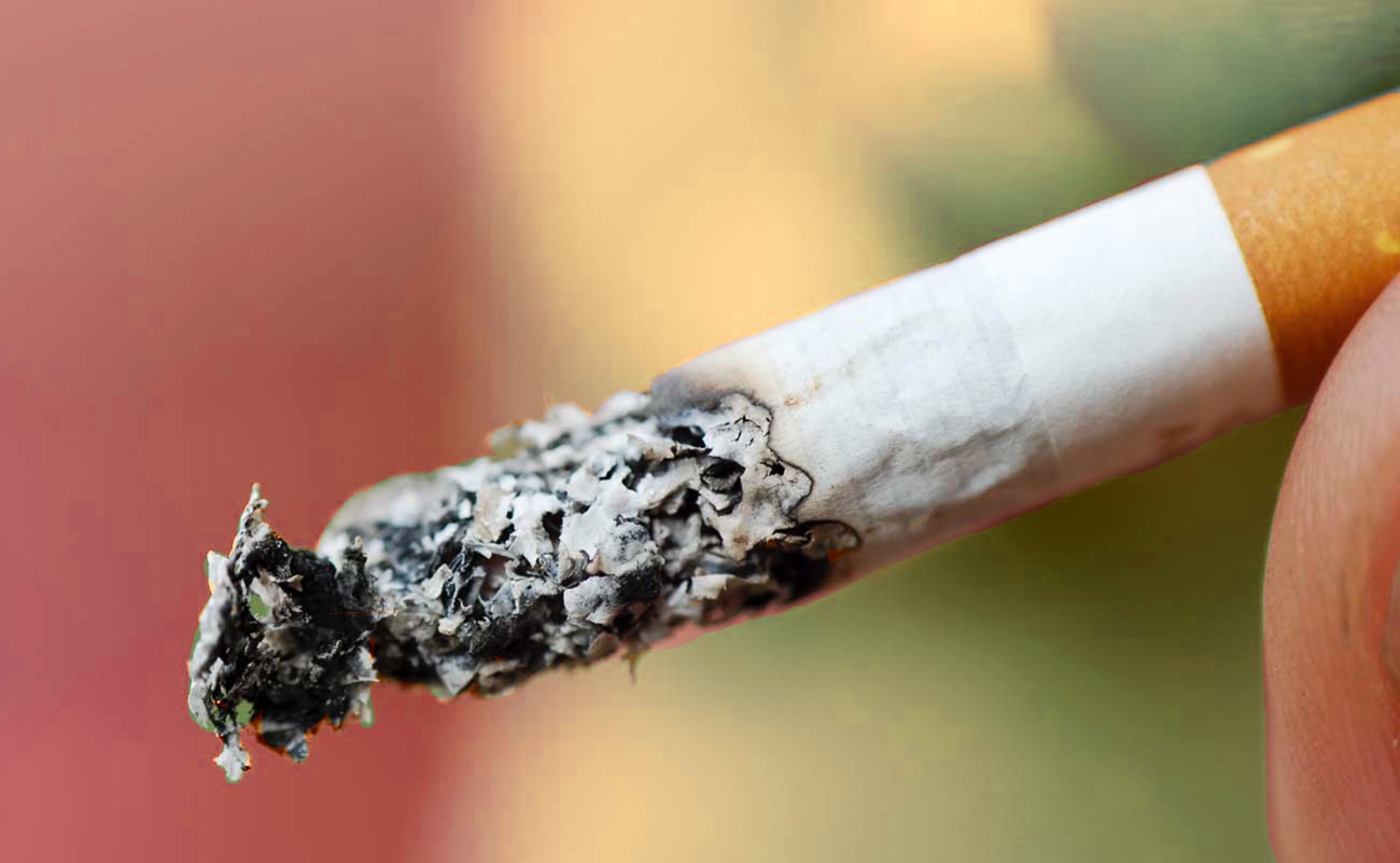 Alerta sector salud sobre incidencia de cáncer de pulmón en fumadores