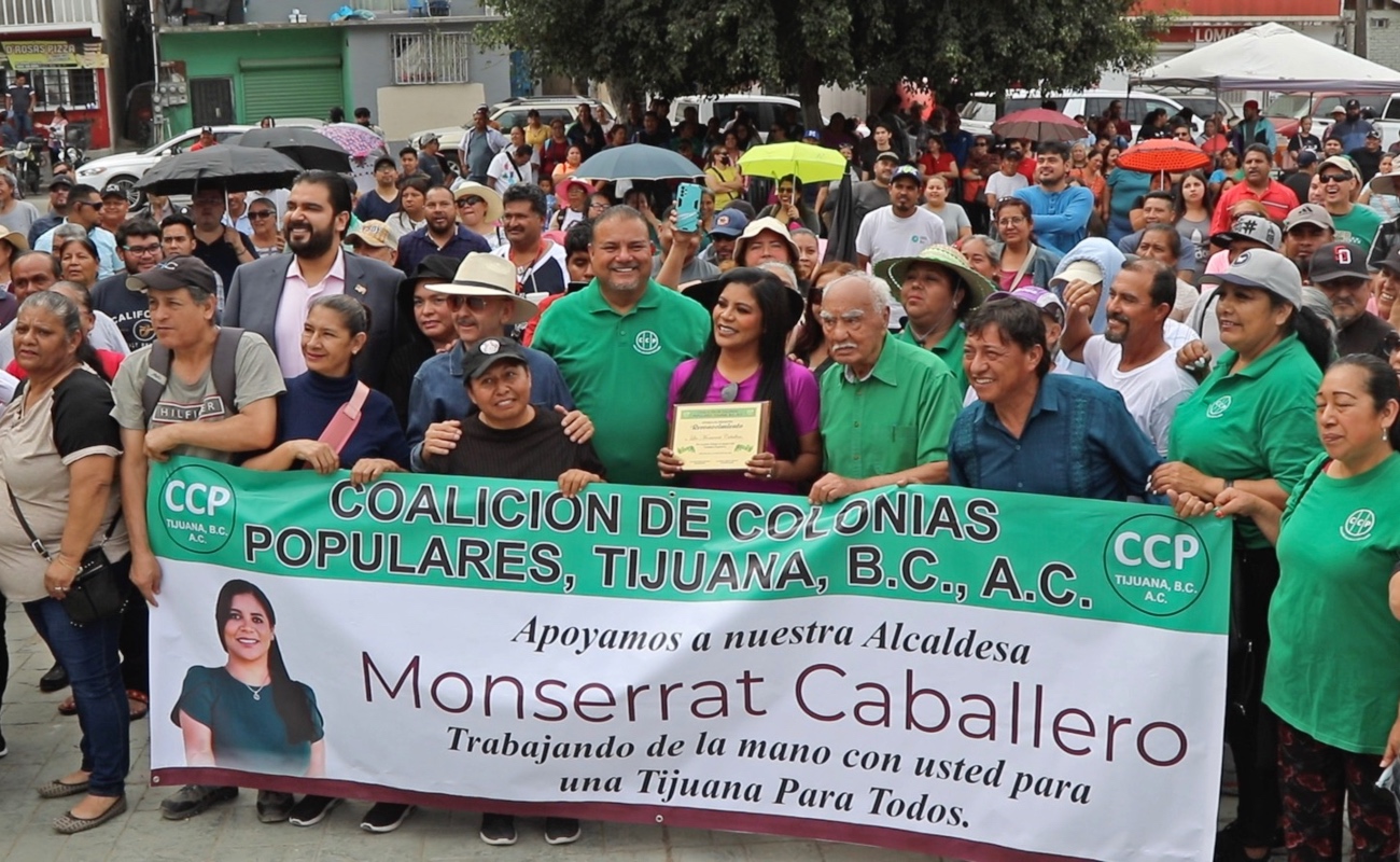 Recibe Montserrat Caballero respaldo en Lomas Taurinas; llama a la unidad