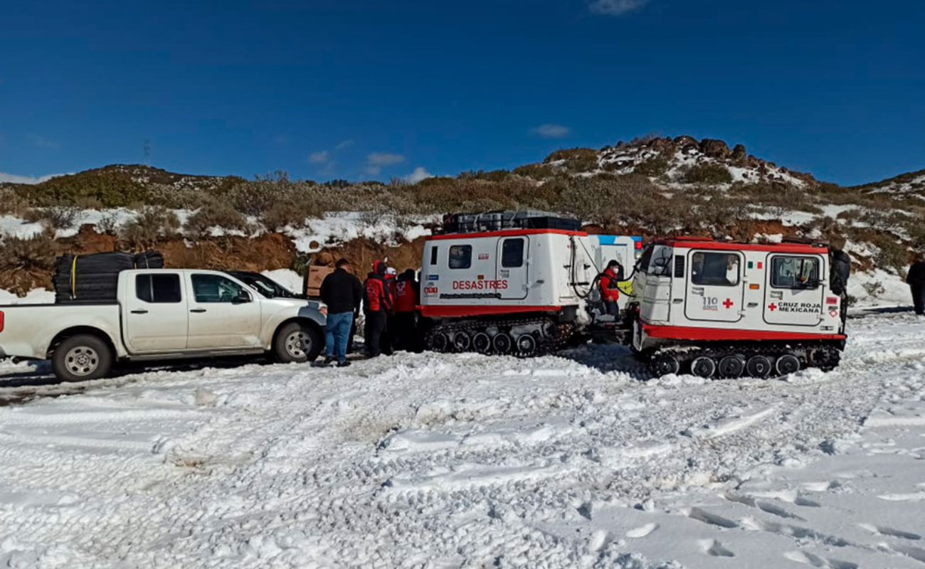 Dieron refugio a 180 personas varadas por nevada en La Rumorosa