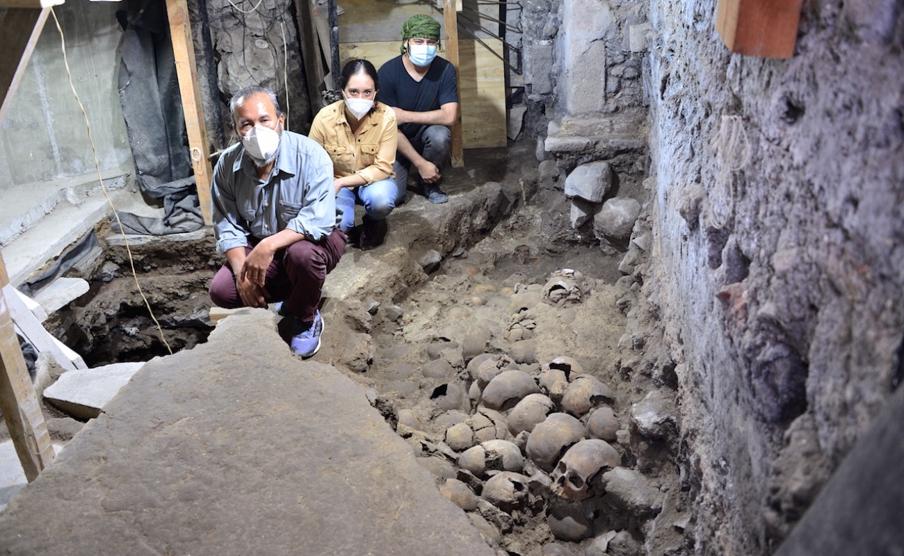 Descubren 119 cráneos de sacrificios aztecas abajo del Templo Mayor