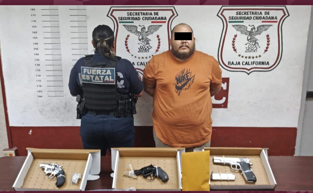 Atrapan a dos sujetos con armas de fuego y droga en Mexicali