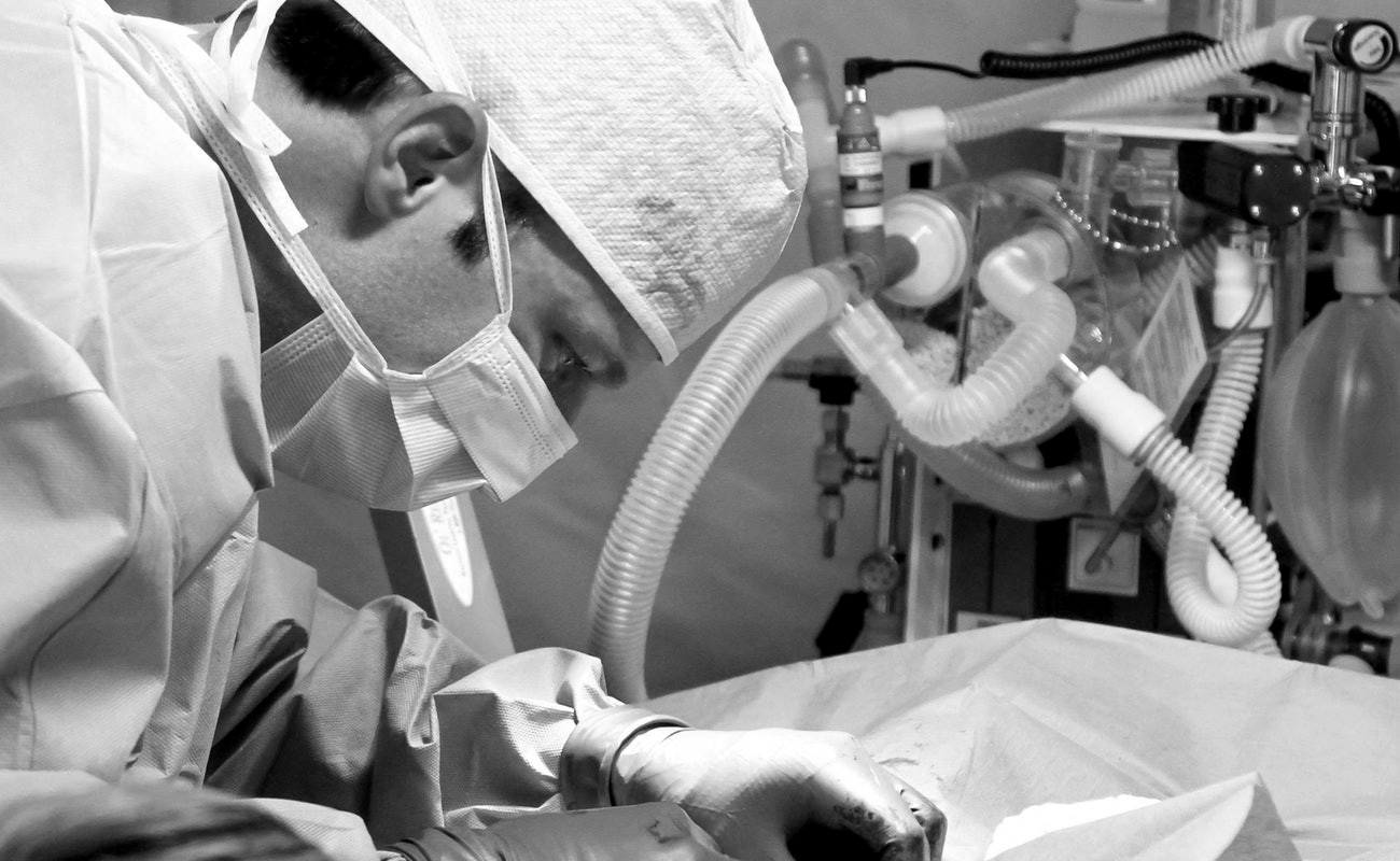 Grave crisis de insumos en Issstecali frena cirugías y quimioterapias