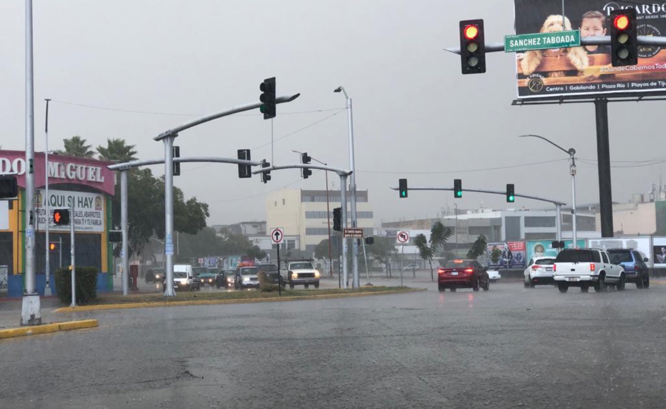 Emiten advertencia de fuertes vientos y lluvias para Tijuana
