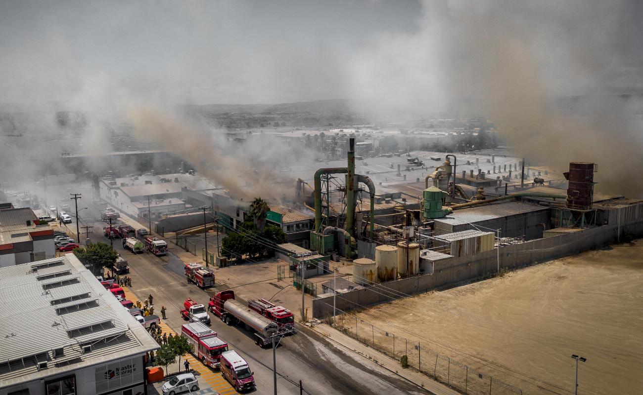 Se incendia fábrica en la colonia Ciudad Industrial