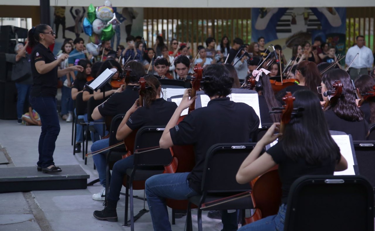 Benefician con instrumentos nuevos a las orquestas comunitarias