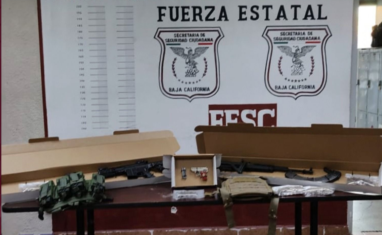 Decomisan armas, cartuchos y cargadores en Mexicali tras persecución