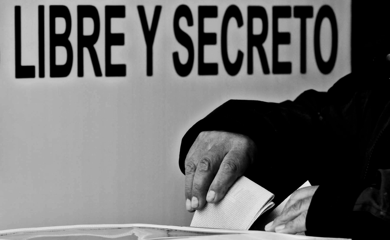 El INE también recomendó revisar la Ley Federal de Consulta Popular, a fin de tener el panorama completo de lo que significa una consulta popular y sus implicaciones.