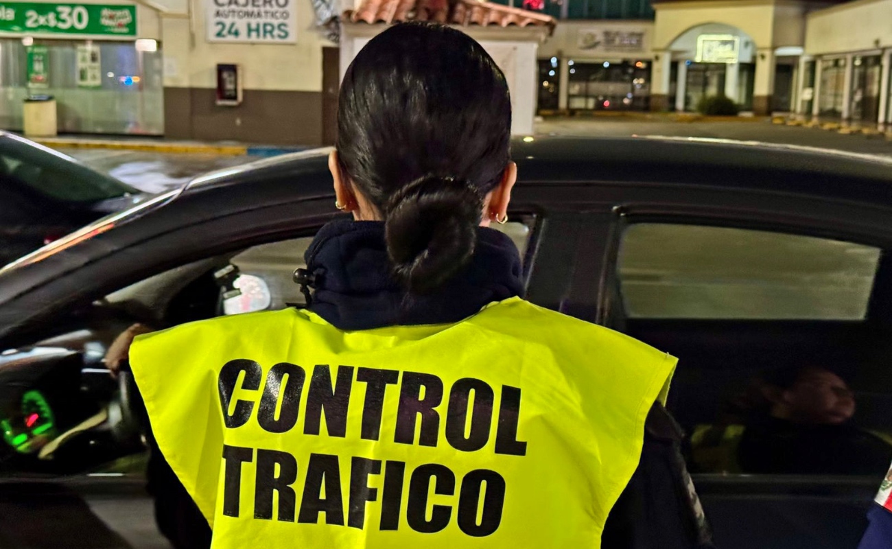 Ensenada reconoce la validez de licencias de conducir y tarjetas de circulación digitales, expedidas por autoridades estatales, federales o extranjeras.