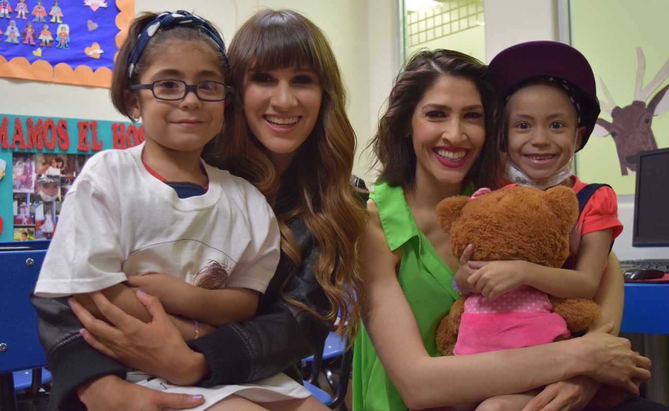 En una visita sorpresa, las artistas acudieron a cumplir el sueño de su pequeña admiradora