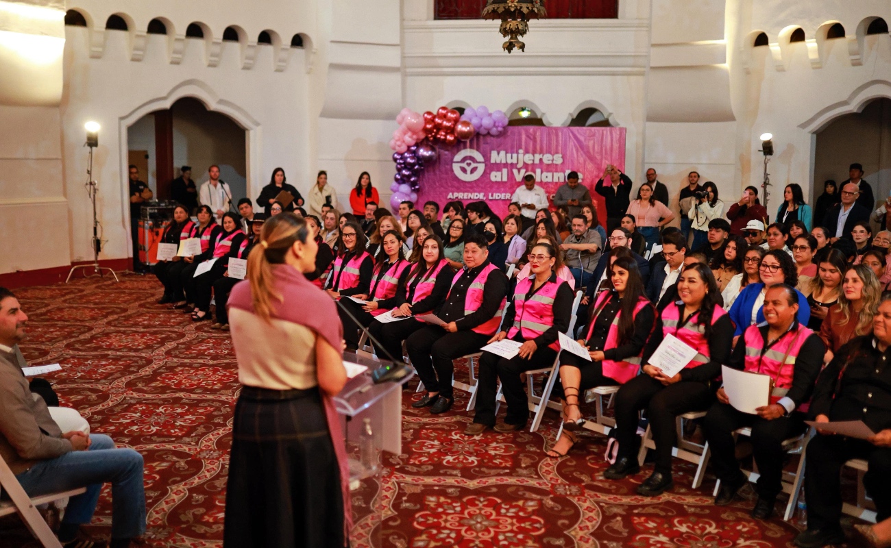 Consolida Marina del Pilar política de igualdad con graduación de mujeres al volante en Ensenada