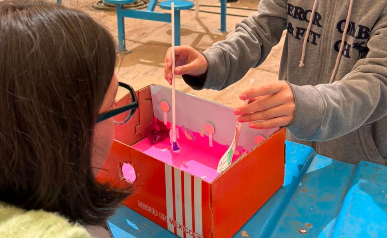 Llevan taller “Terrario: Creación de Cajas Lambe Lambe” a la escuela primaria Memorial Morse.