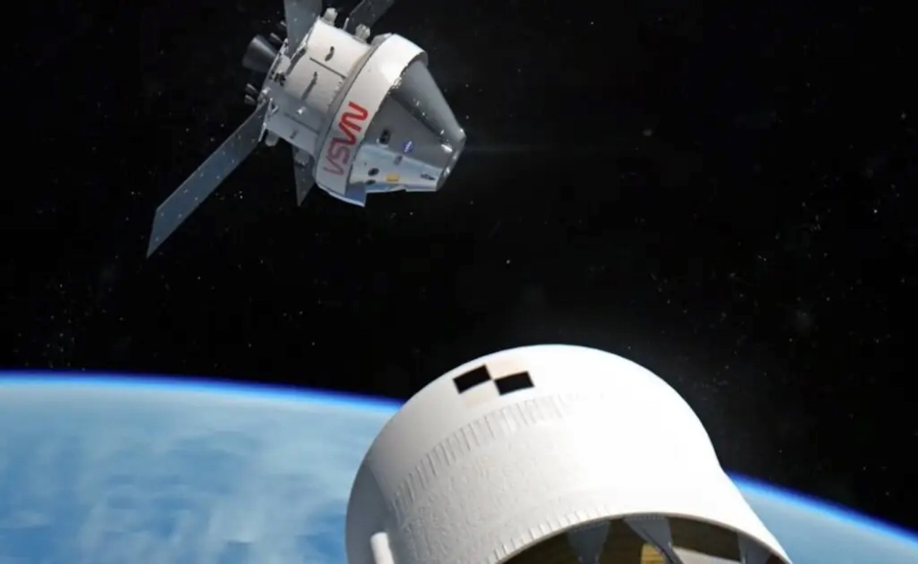 La nave Orion, impulsada por el cohete Space Launch System, durante el inicio de la misión Artemis II rumbo a la órbita lunar.