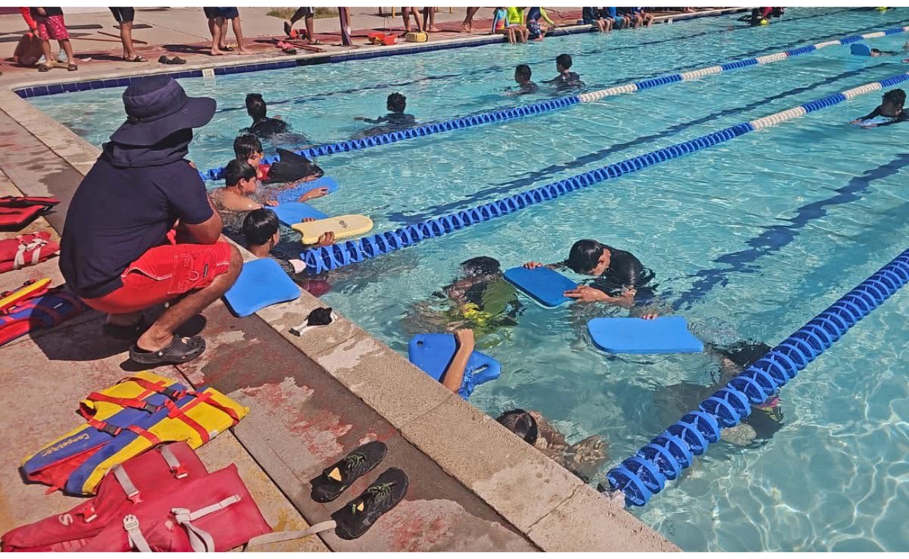 Llama Bomberos de Tijuana a reforzar recomendaciones preventivas para visitantes de balnearios y albercas