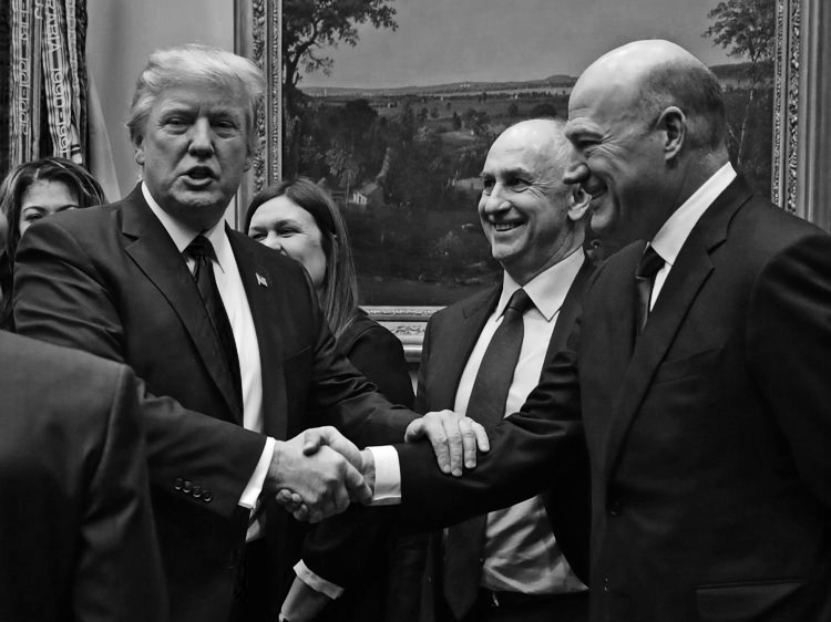 "Ha sido un honor servir a mi país y promulgar políticas económicas pro-crecimiento para beneficio del pueblo estadounidense", dijo Cohn en un comunicado lacónico.