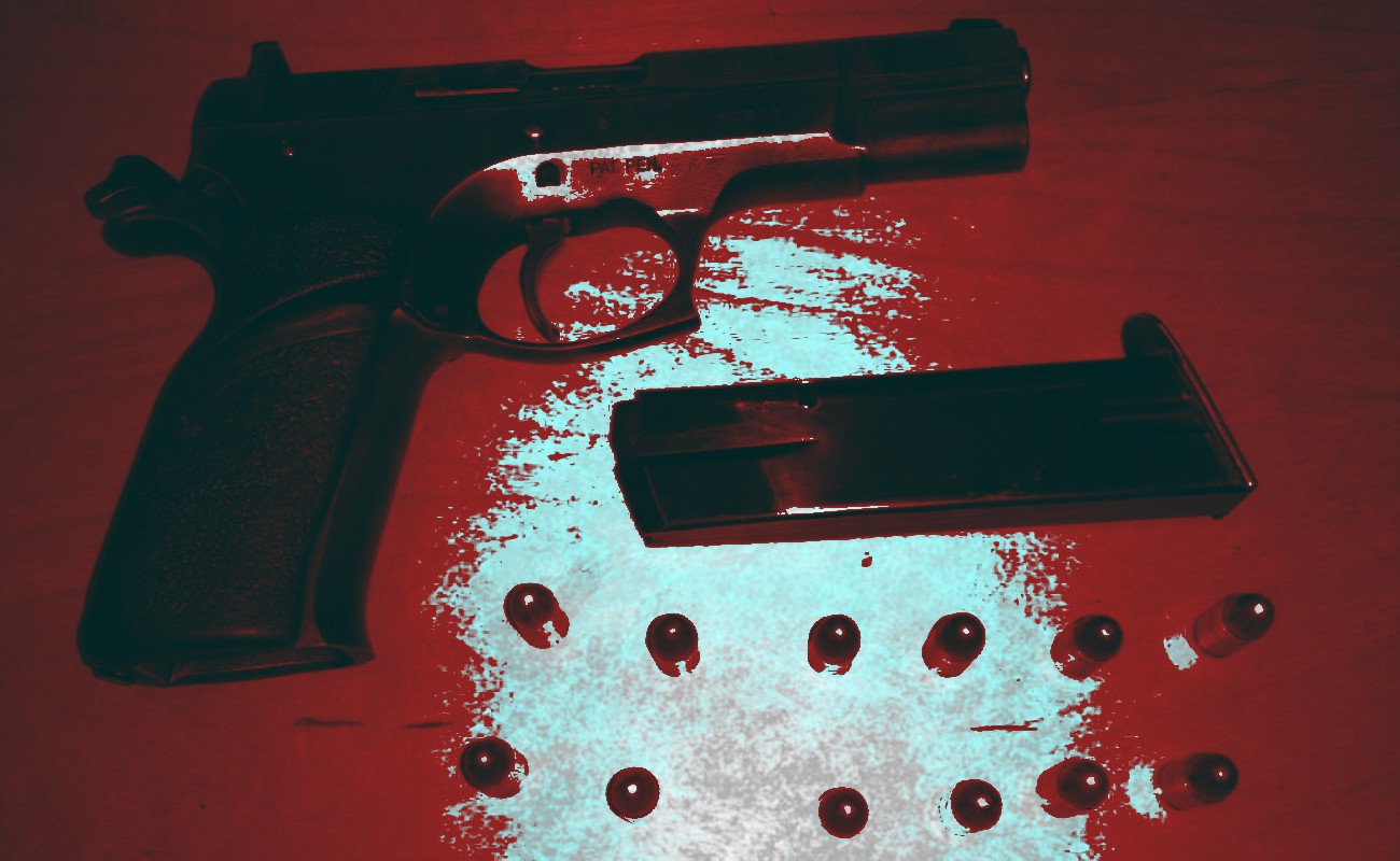 Detienen a dos hombres armados