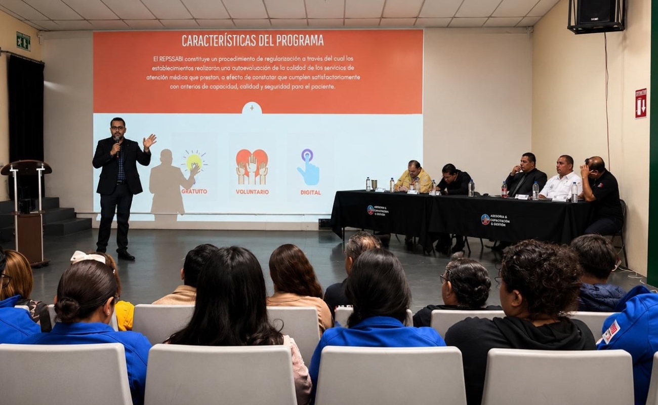 Presenta COEPRIS BC beneficios del registro de prestadores de servicios en Foro de Emergencias Médicas