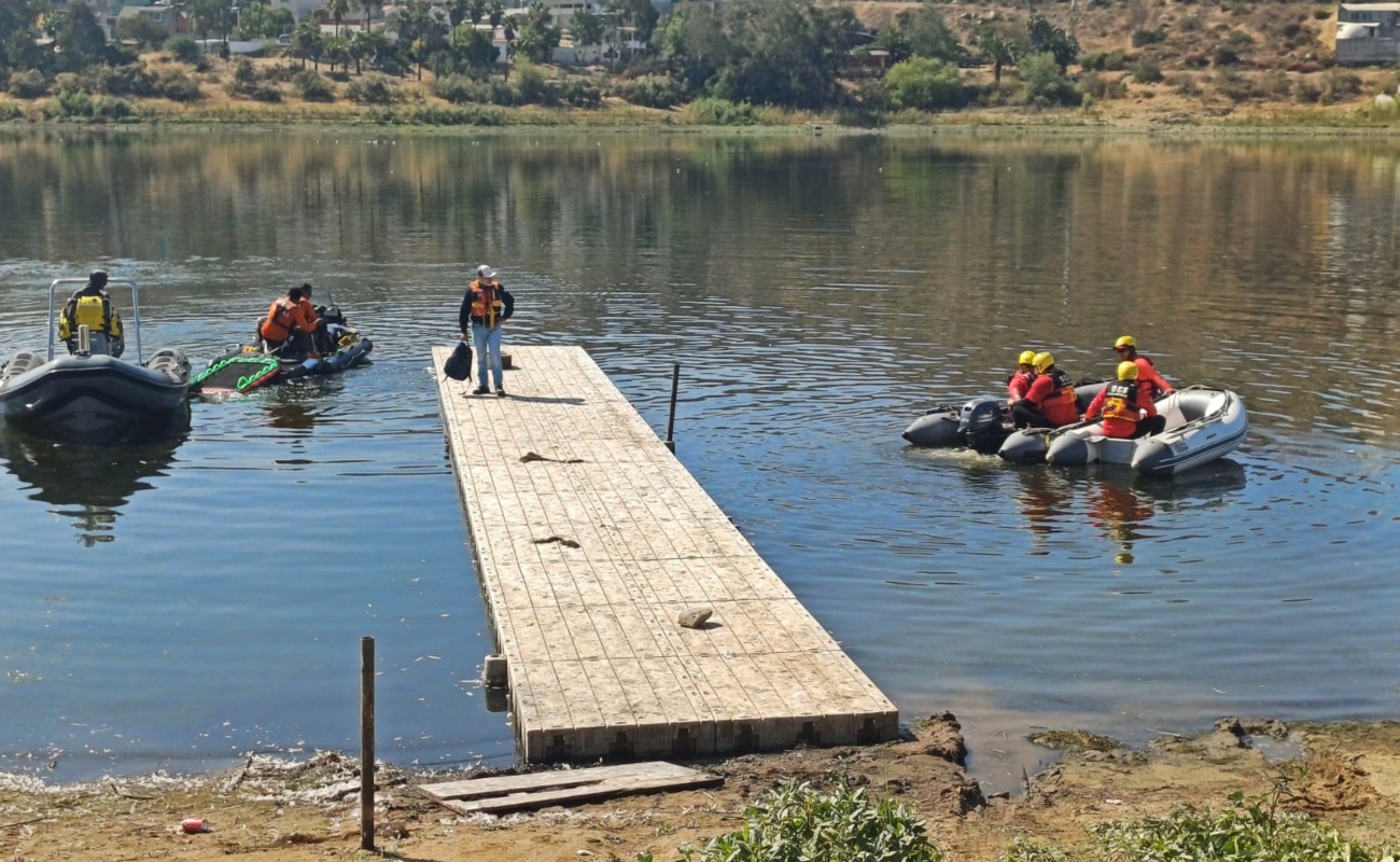 Ocho desaparecidos son buscados por buzos en la Presa de Ensenada