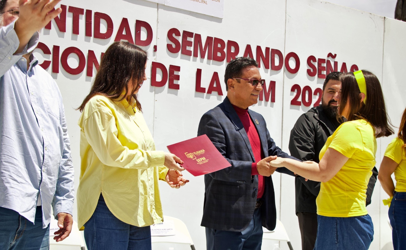 Impulsan el aprendizaje de la Lengua de Señas Mexicana.