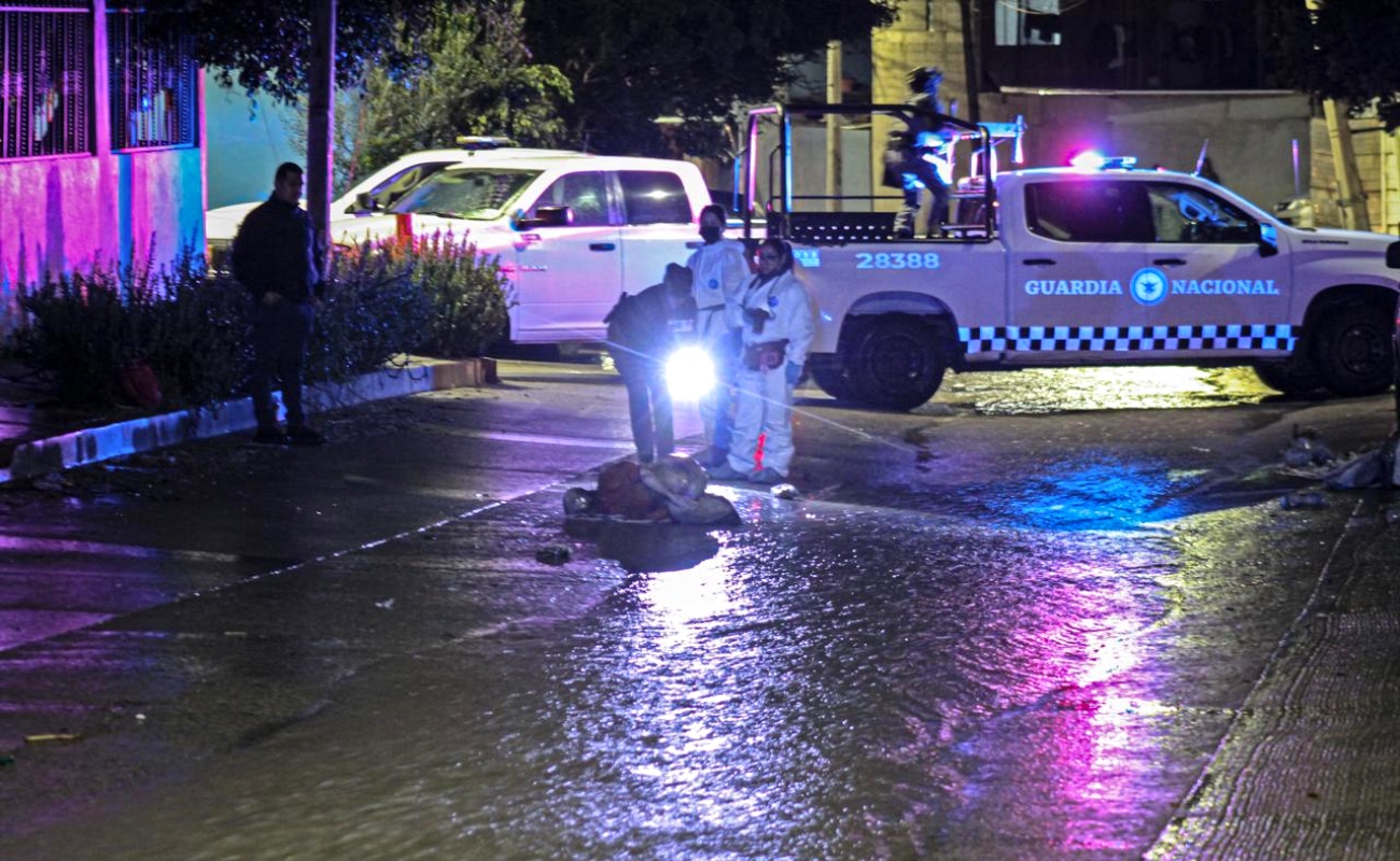 Lluvias arrastran cadáver de mujer en Tijuana