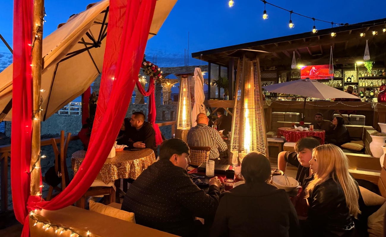 Es hospitalario y preparado para recibir al turismo local, nacional e internacional.