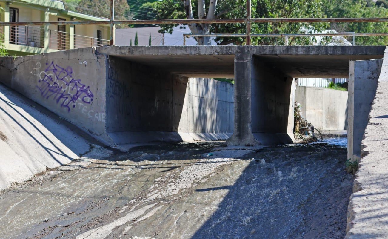 Se insta a la ciudadanía a no arrojar basura en canales y desarenadores para evitar taponamientos.