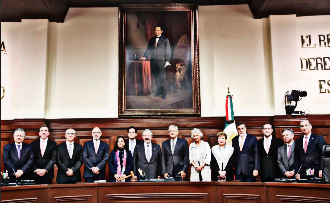 Andrés Manuel López Obrador dijo que el Poder Judicial reducirá su presupuesto el próximo año.