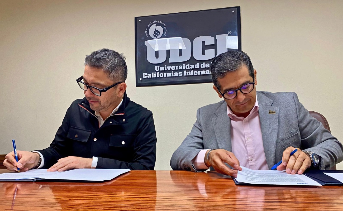Formalizan UDCI y ADEPT convenio para ampliar formación educativa
