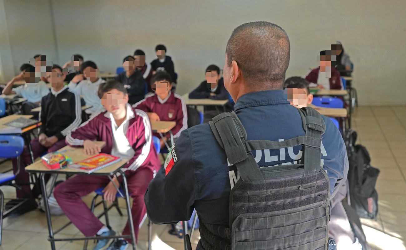 Se encontraron medicamentos, un cúter y otros objetos, beneficiando a 353 alumnos.