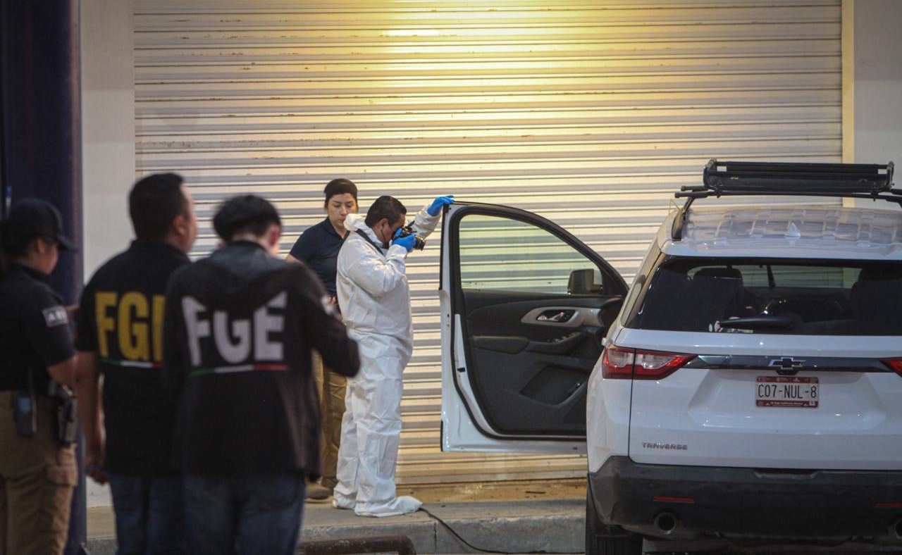 Ejecutan a un hombre mientras circulaba su camioneta en Altiplano