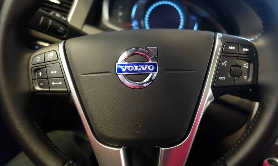 Profepa multa a Volvo por no cumplir normas ambientales