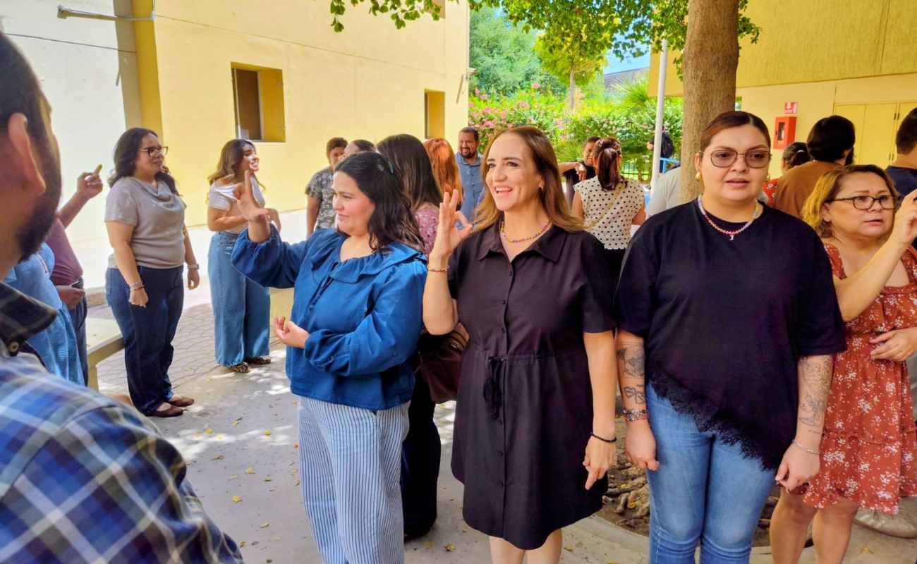 Imparten “Taller básico de Lengua de Señas Mexicana”, dirigido a docentes de Educación Básica de Baja California.