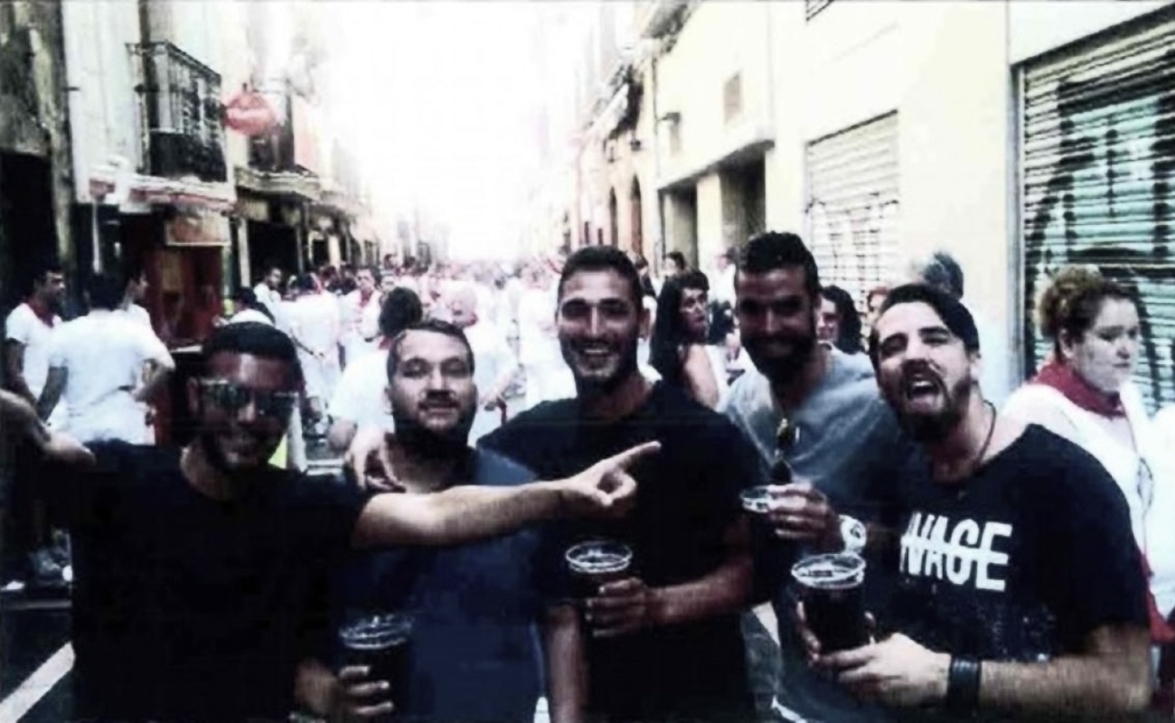 La Manada, un grupo de cinco integrantes, quienes fueron condenados por un delito de abusos sexuales con prevalimiento en los Sanfermines de 2016.